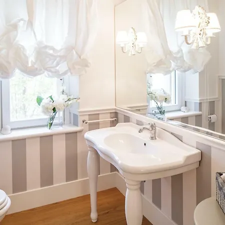 Stamira Villa Ancona